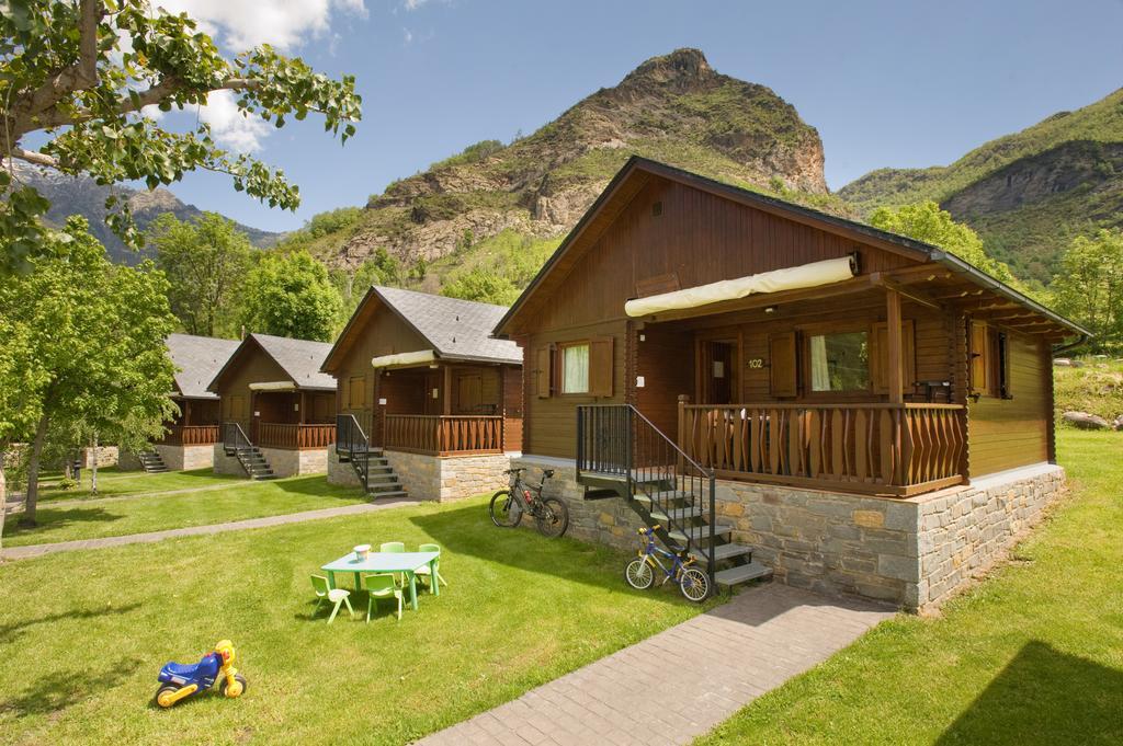 Bungalows La Borda D'Arnaldet Villanova Buitenkant foto