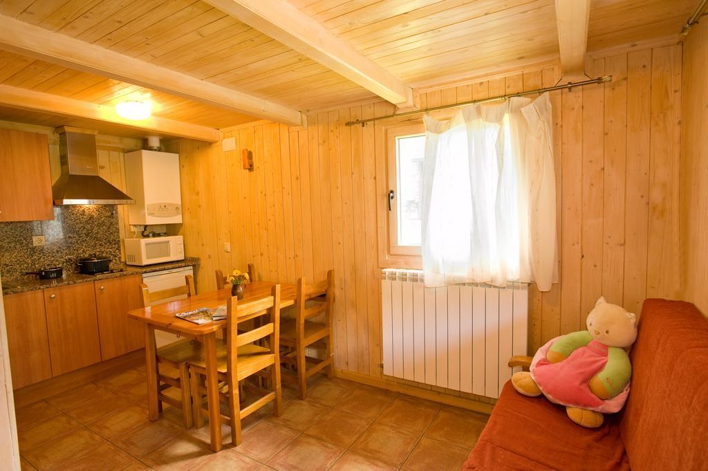 Bungalows La Borda D'Arnaldet Villanova Buitenkant foto