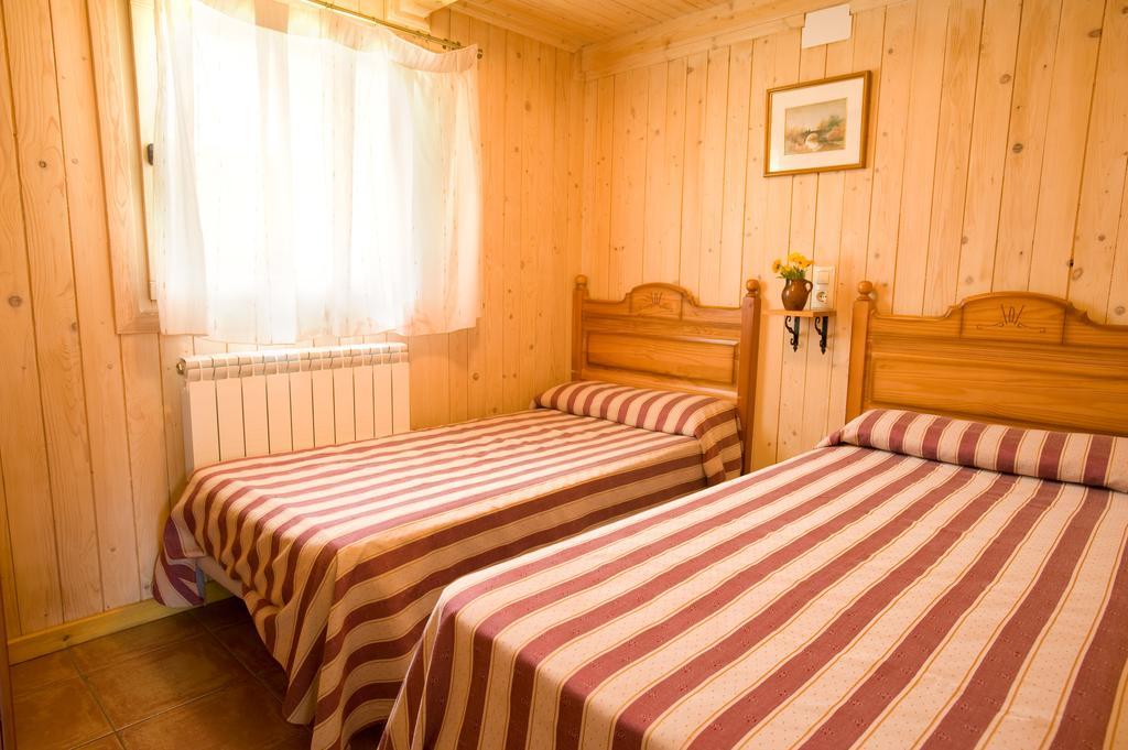 Bungalows La Borda D'Arnaldet Villanova Buitenkant foto